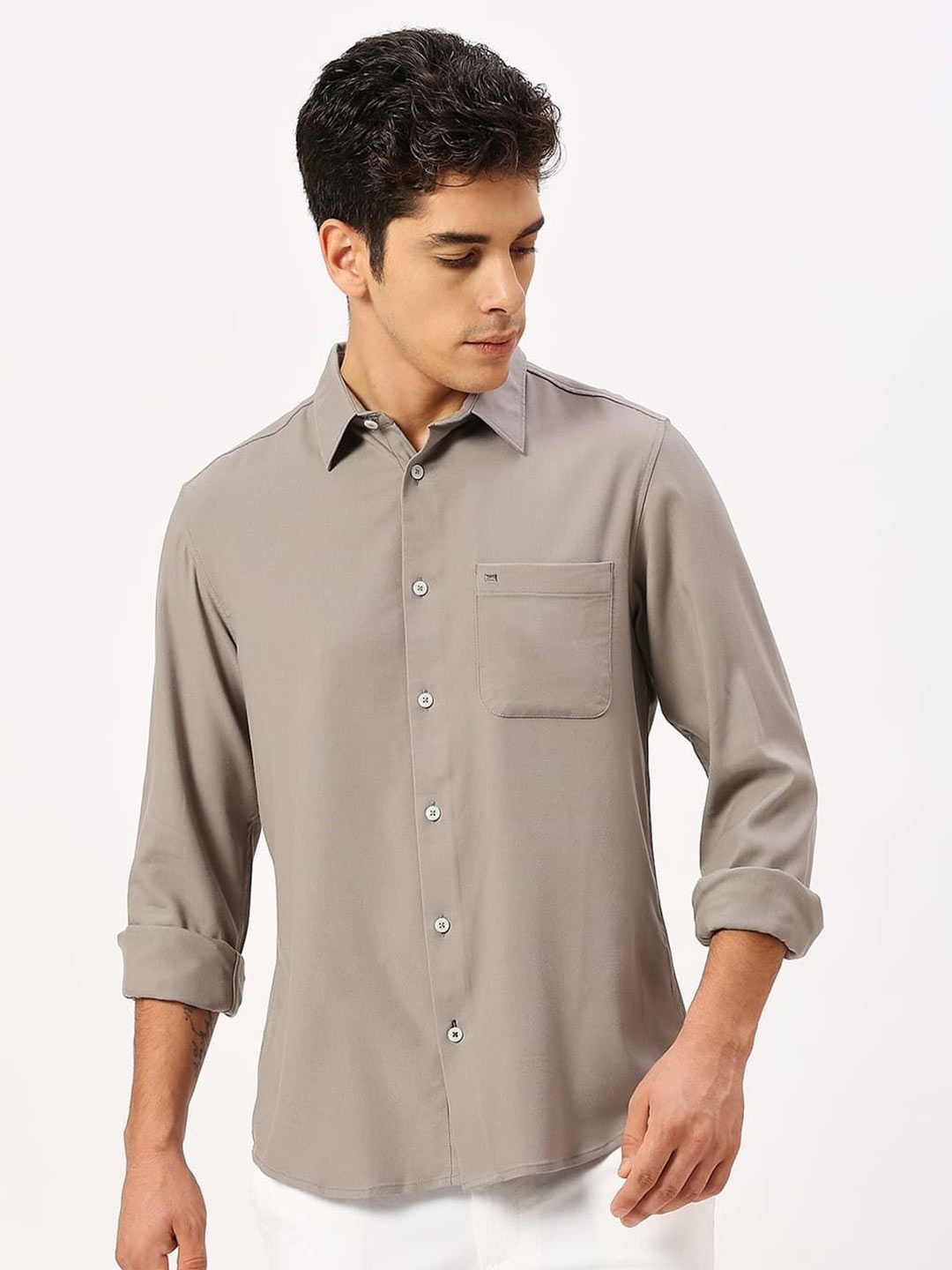 

Basics Men Slim Fit Solid Casual Shirt, Grey