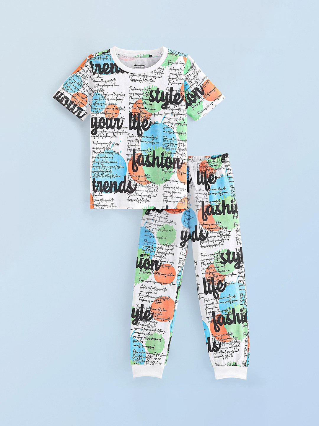 

Honeyhap Boys Cotton Typography Printed Night suit, White