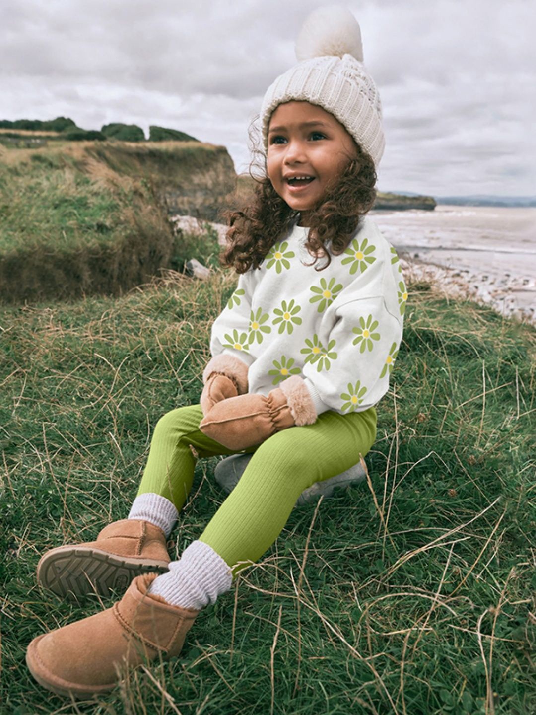 

JC SPARKLE Girls Floral Printed Drop Shoulders Pure Cotton Sweatshirt With Leggings, Green