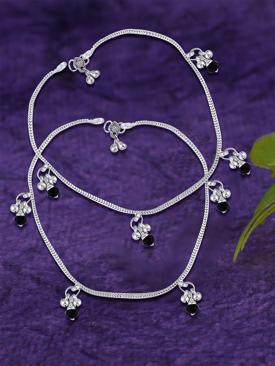 

Lila Silver-Plated Anklet