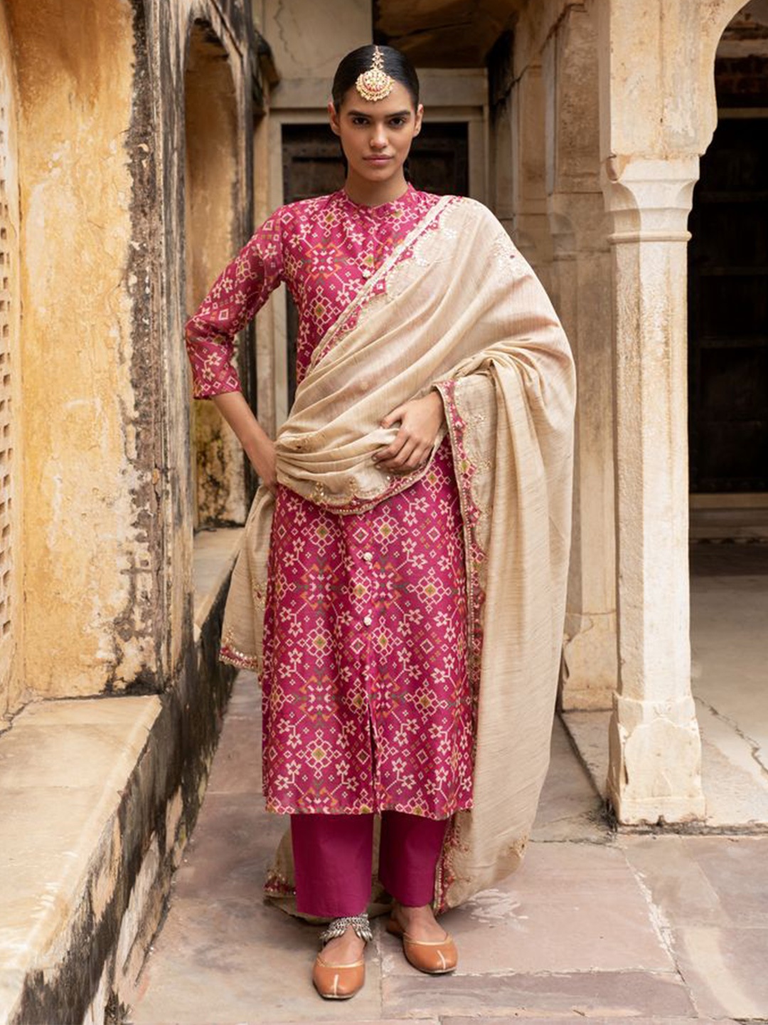 

KARAJ JAIPUR Floral Printed Regular Chanderi Cotton Kurta with Trousers & Dupatta, Pink