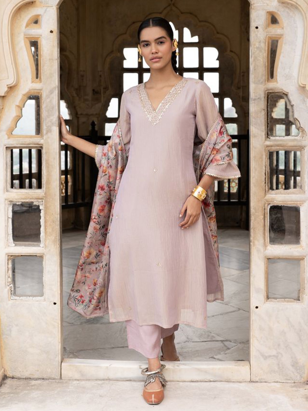 

KARAJ JAIPUR Embroidered Zari Chanderi Cotton Kurta With Trousers & Dupatta, Purple