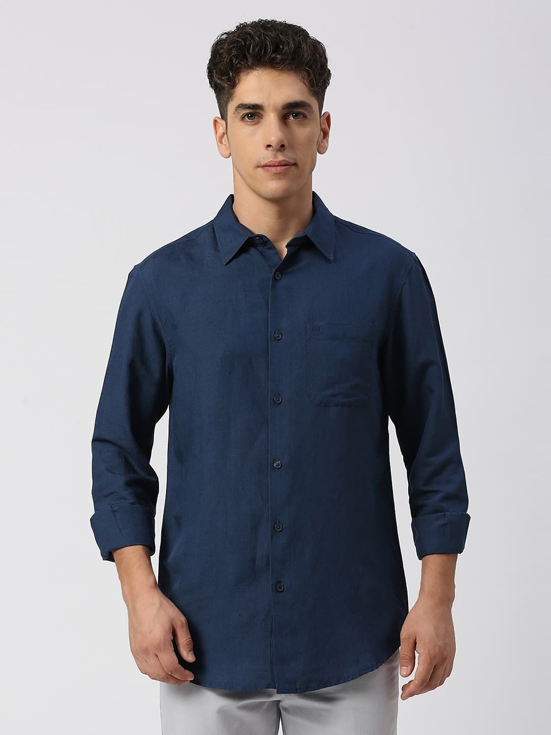 

Basics Men Slim Fit Solid Casual Shirt, Blue