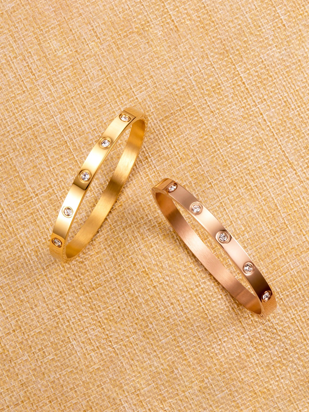 

MEENAZ Set Of 2 Gold-Plated AD Stainless Steel Cuff Bracelet