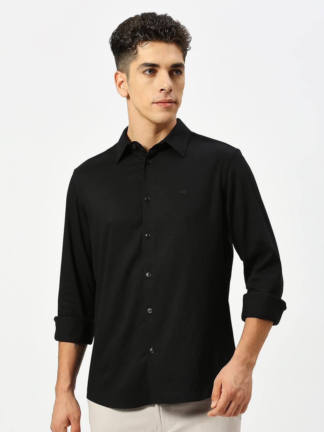 

Basics Men Slim Fit Solid Casual Shirt, Black