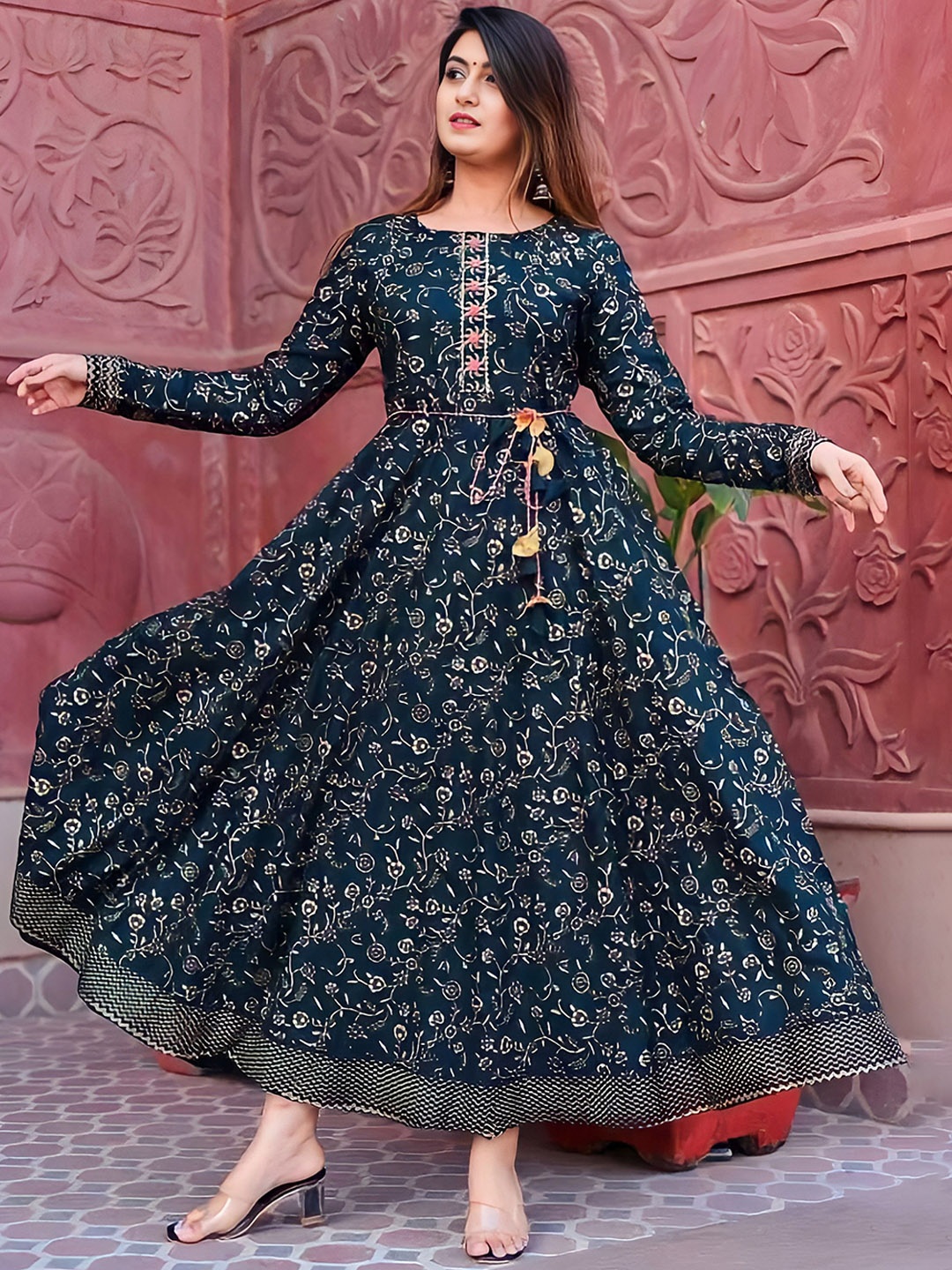 

Lali Creation Floral Printed Gotta Patti Indie Florals Anarkali Kurta, Green