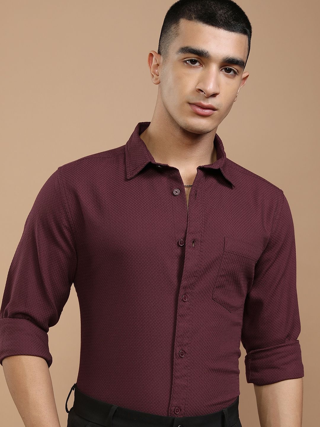 

HIGHLANDER Men Slim Fit Opaque Textured Cotton Casual Shirt, Purple