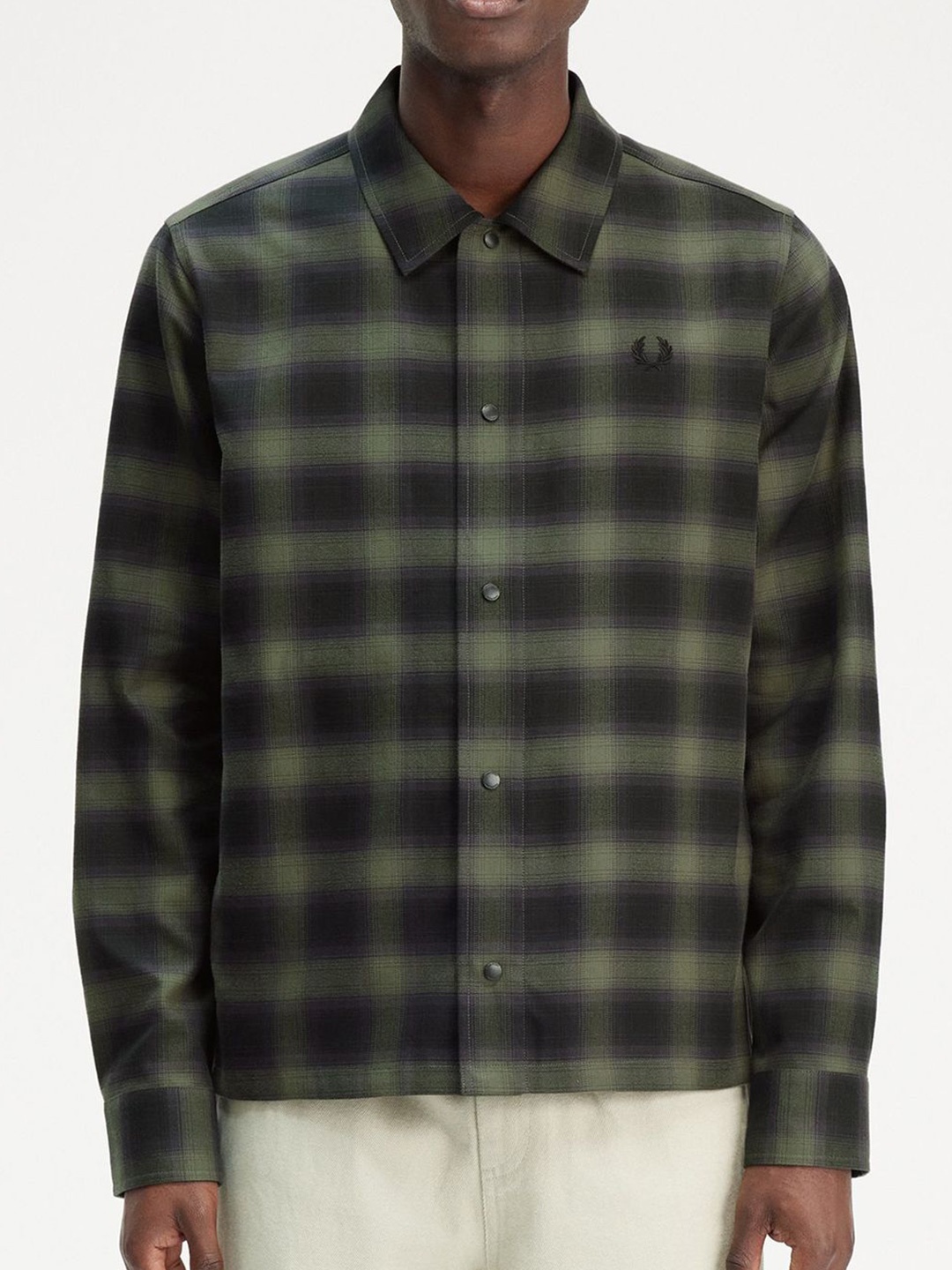 

Fred Perry Men Checked Casual Cotton Shirt, Green