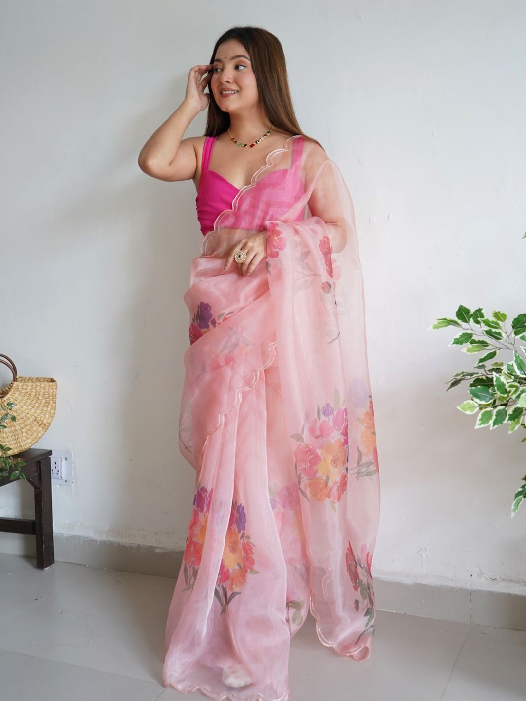 

Anouk Floral Printed Embroidered Saree, Pink