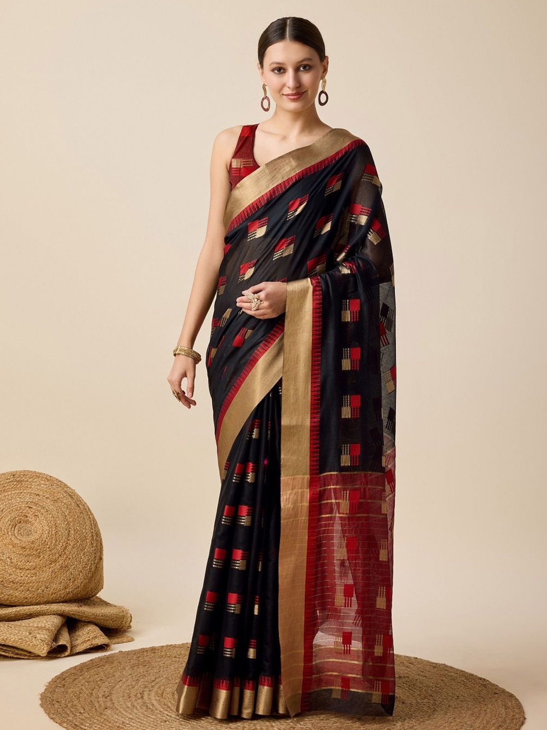 

LEOSAGI Checked Zari Silk Cotton Kota Saree, Black