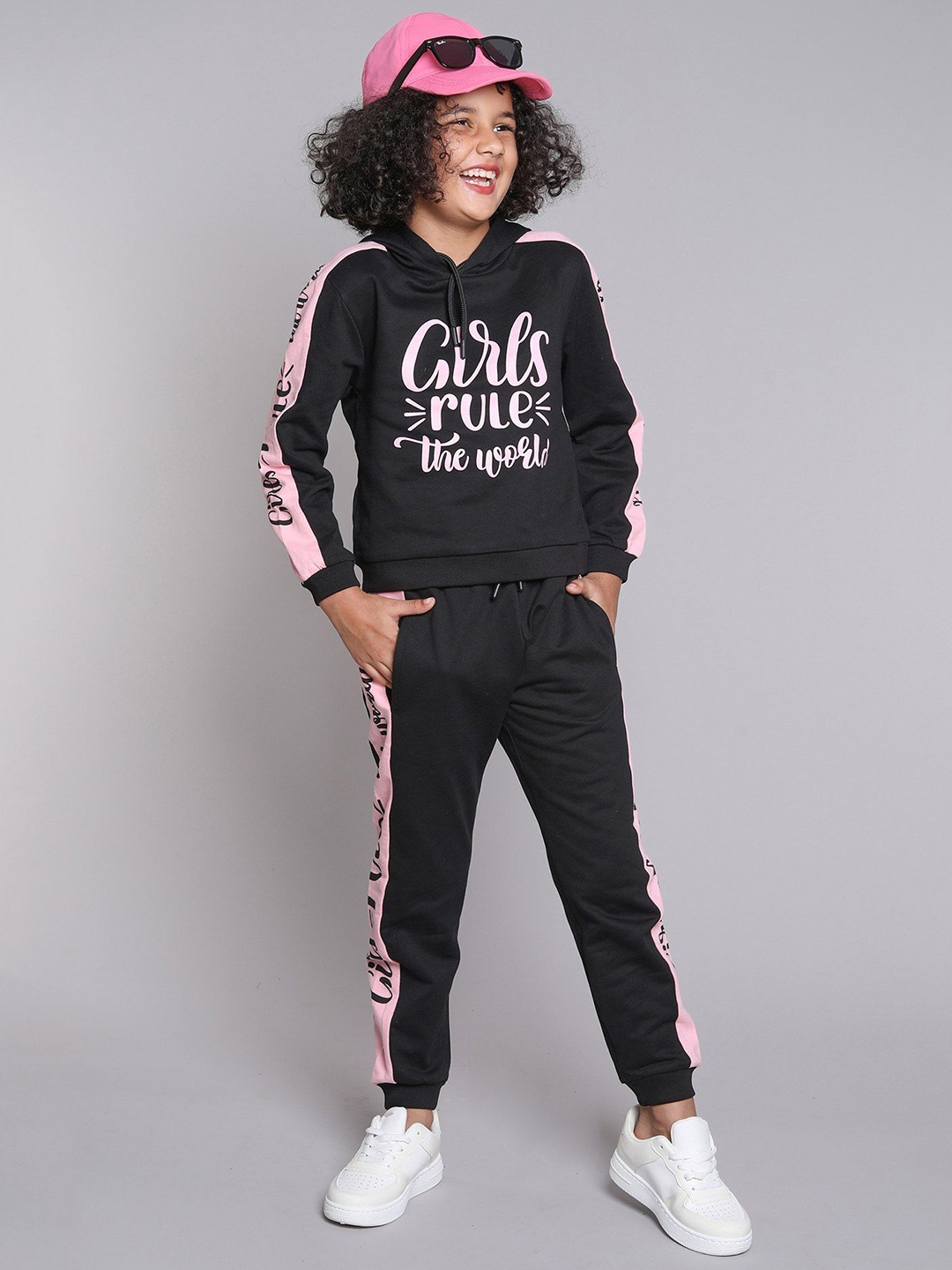 

taffykids Girls Hooded Printed Pure Cotton Sweatshirt with Joggers, Black