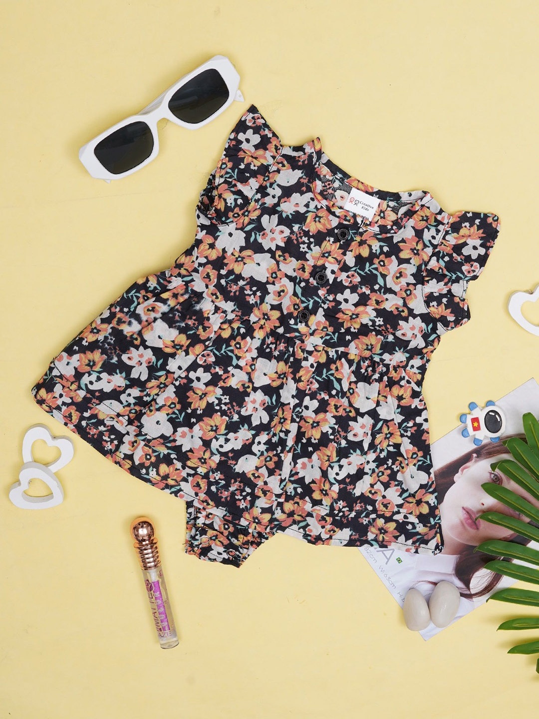 

Creative Kids Infant Girls Floral Printed Bodysuit, Black