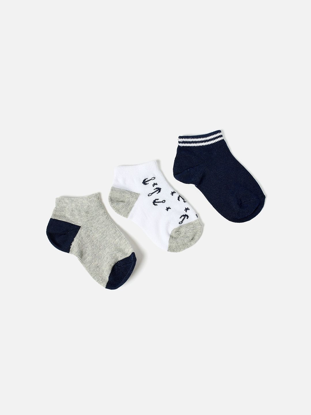 

Juniors by Babyshop Infants Boys Pack Of 3 Assorted Ankle Length Socks, Grey