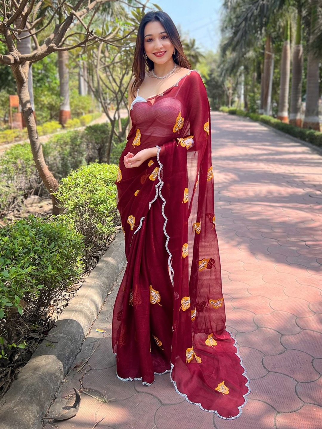 

Anouk Floral Printed Embellished Beads and Stones Pure Chiffon Saree, Maroon