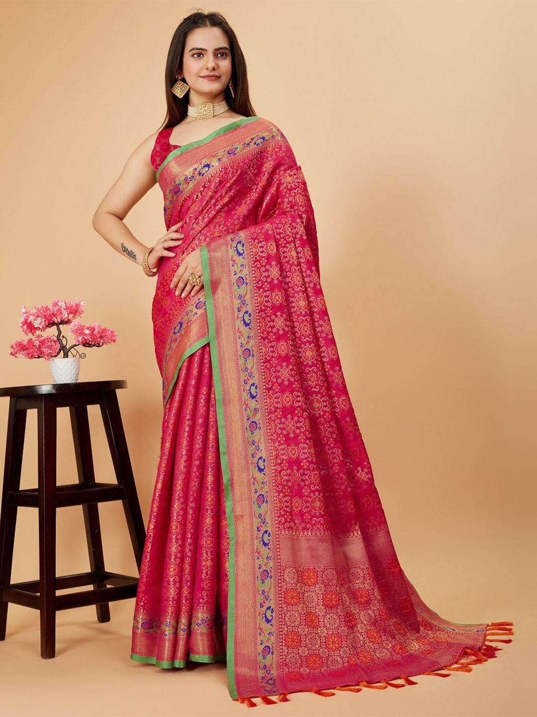 

SHOBHA SAREES Ethnic Motifs Zari Pure Silk Patola Saree, Pink