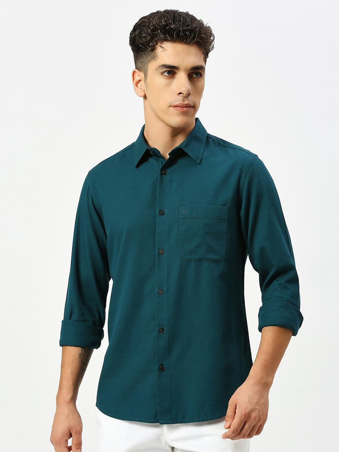 

Basics Men Slim Fit Opaque Solid Cotton Casual Shirt, Teal