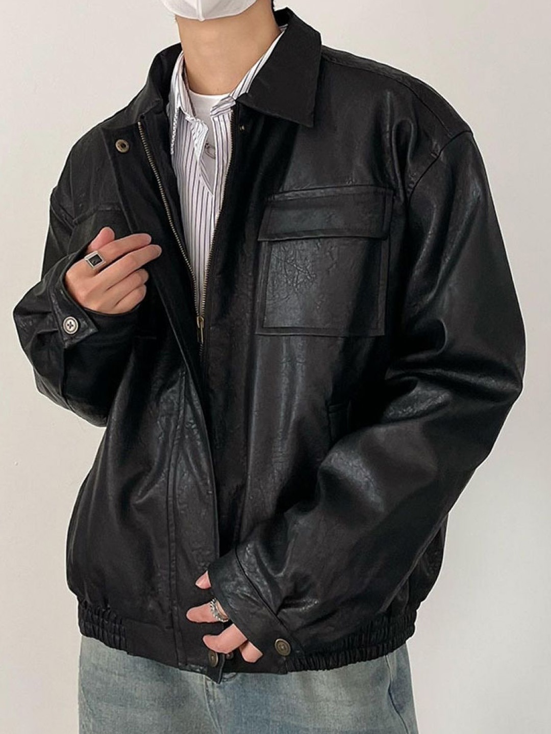 

HERE&NOW Men Spread Collar Solid Casual Leather Jacket, Black