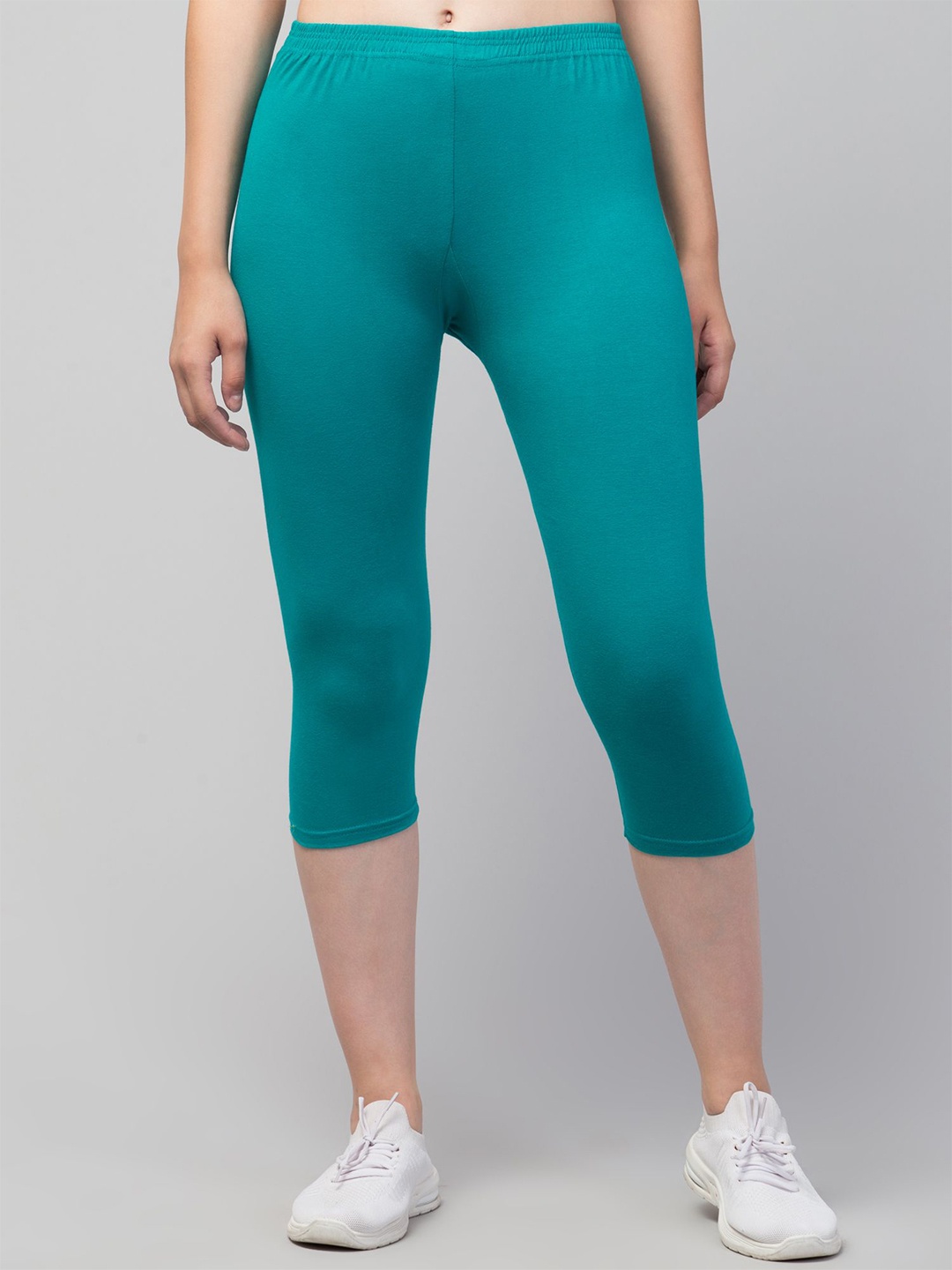 

DRAXSTAR Women Skinny Fit Capris, Blue