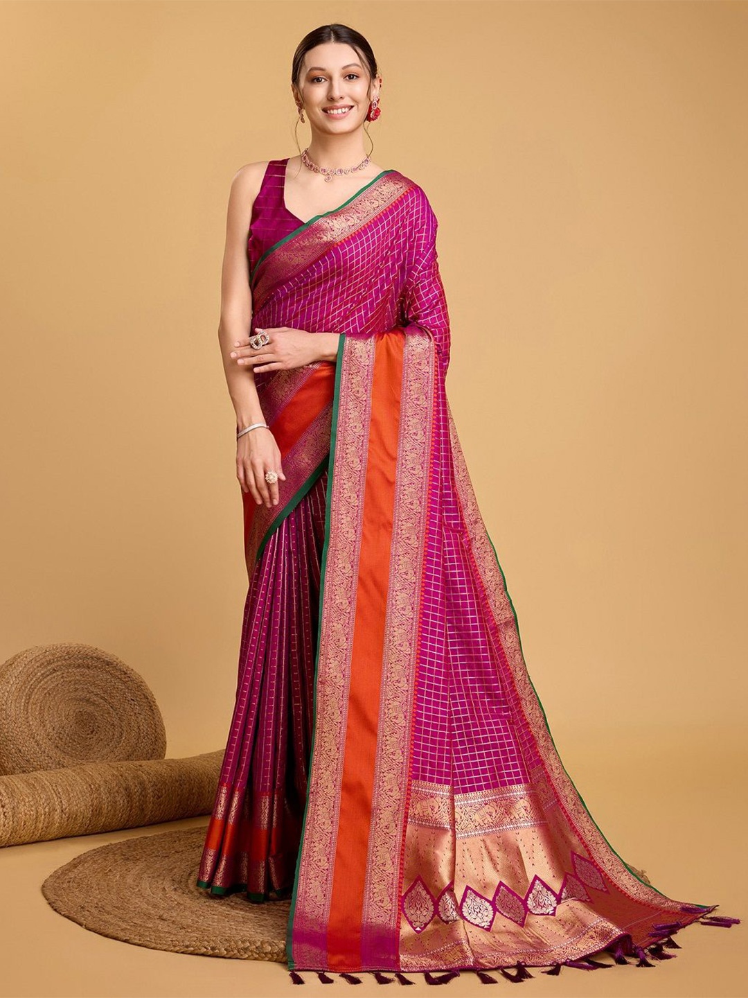 

SHOBHA SAREES Checked Zari Pure Silk Banarasi Saree, Pink