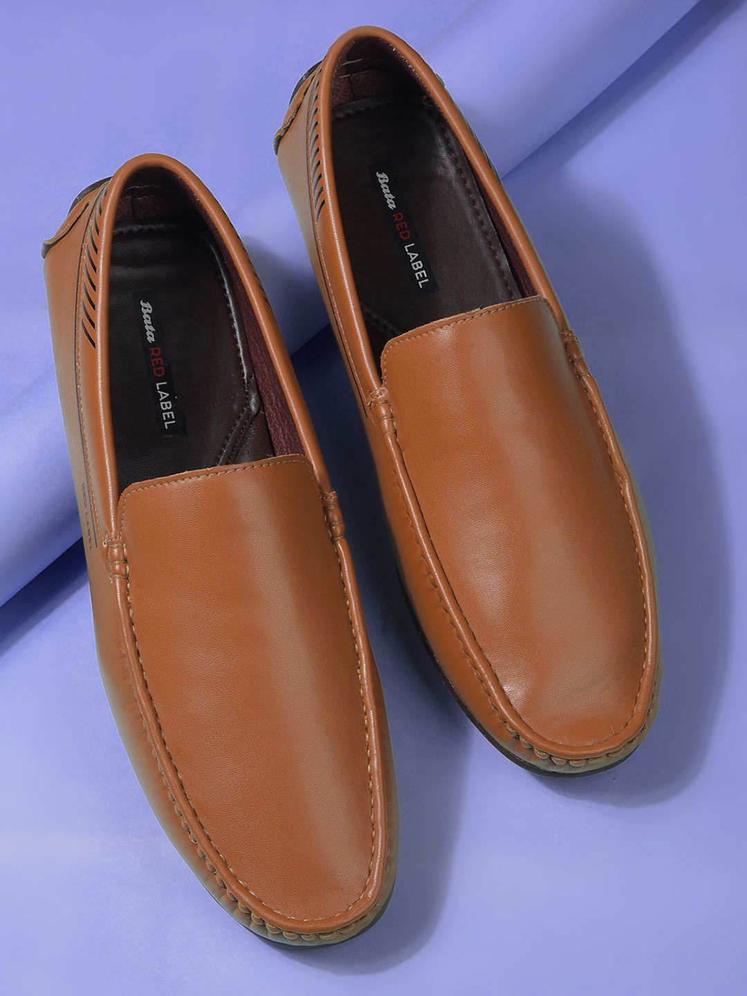 

Bata Men Loafers, Tan