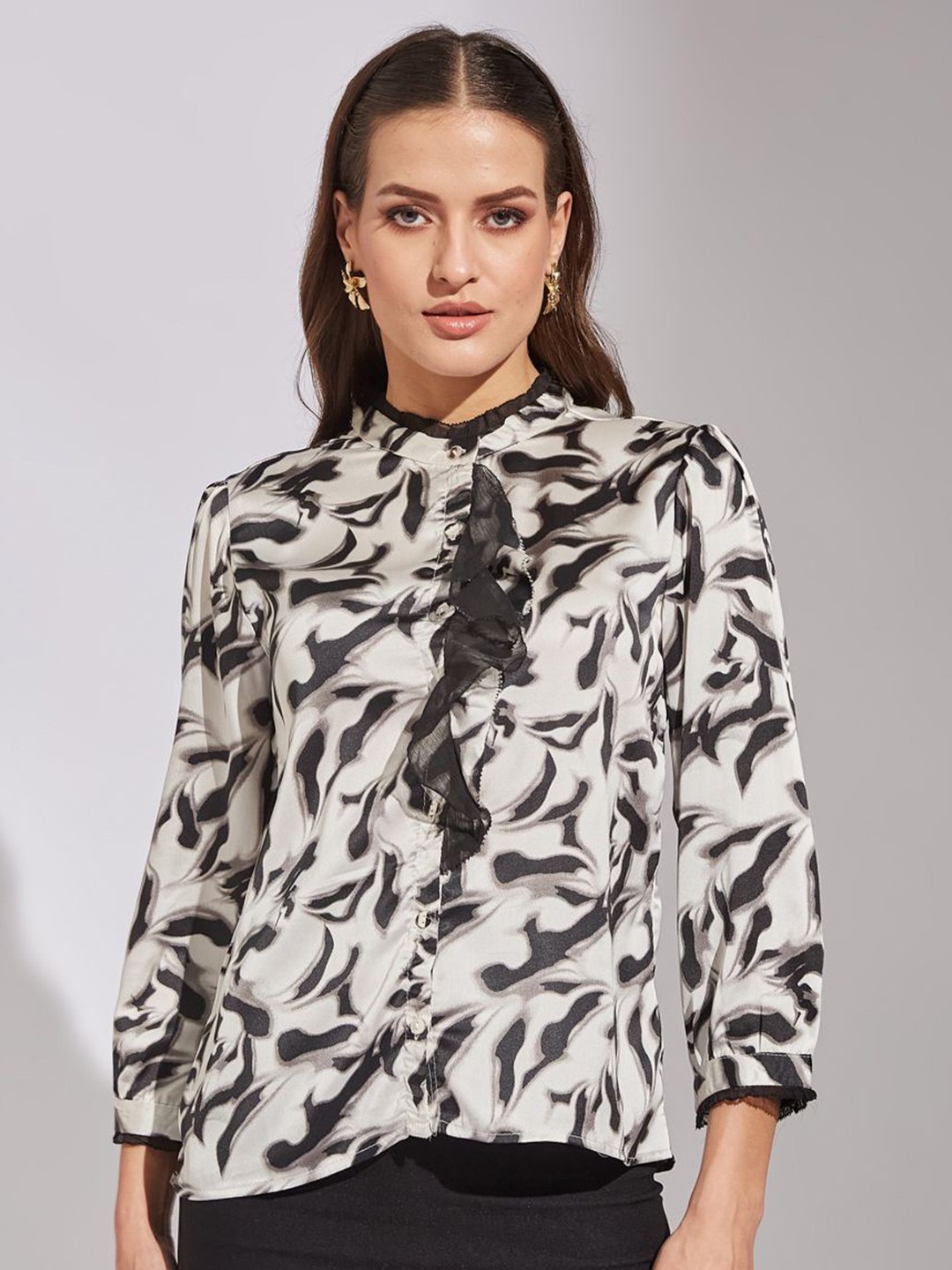 

Latin Quarters Women Mandarin Collar Abstract Printed Casual Shirt, White