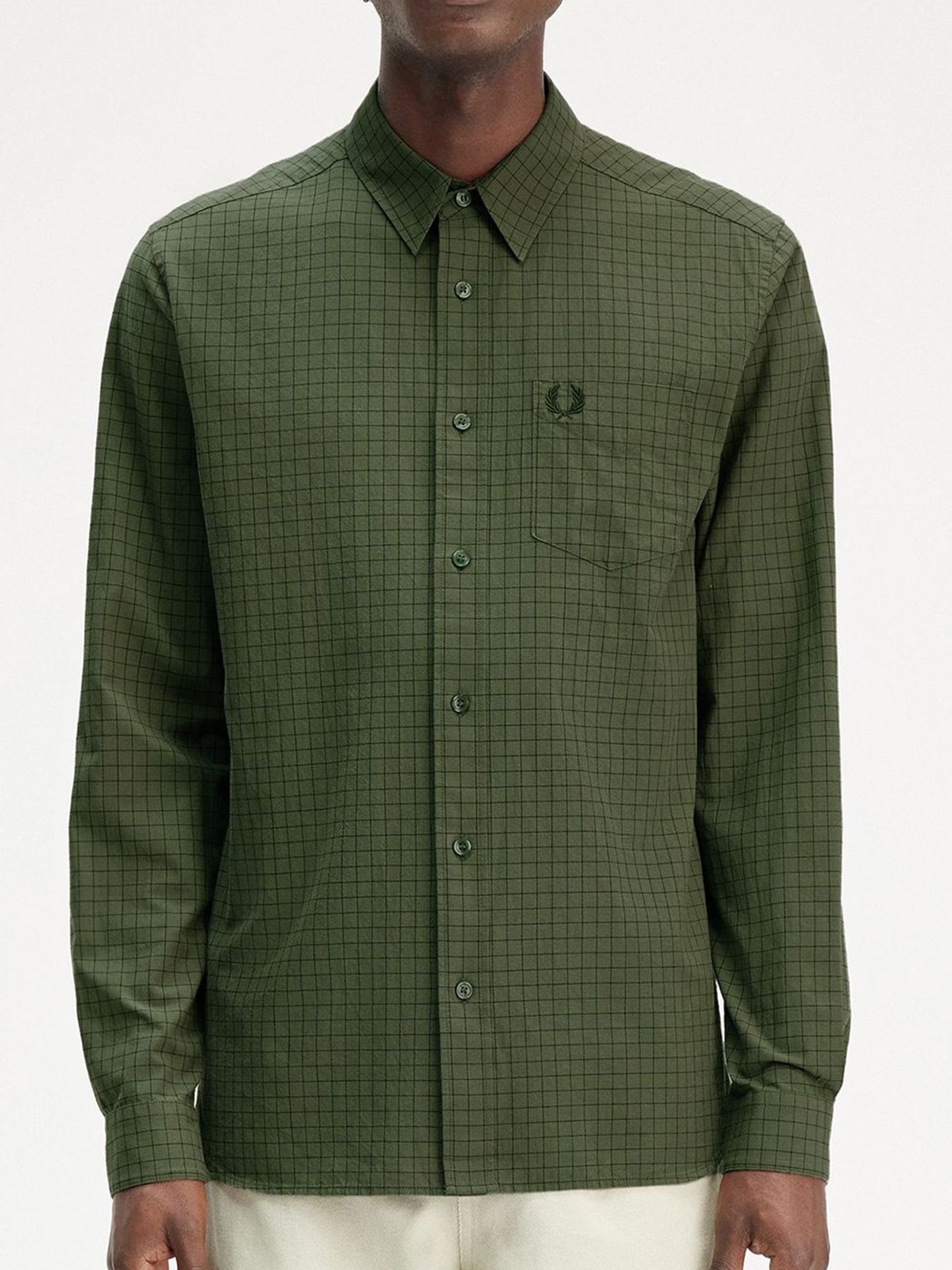 

Fred Perry Men Spread Collar Checked Cotton Casual Shirt, Olive