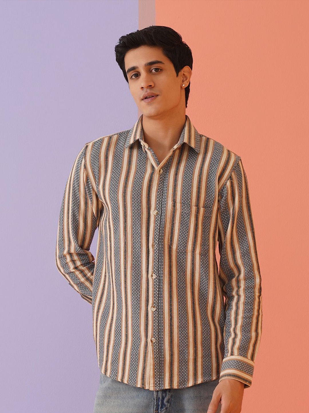 

Indian Needle Men Classic Spread Collar Vertical Striped Cotton Casual Shirt, Beige