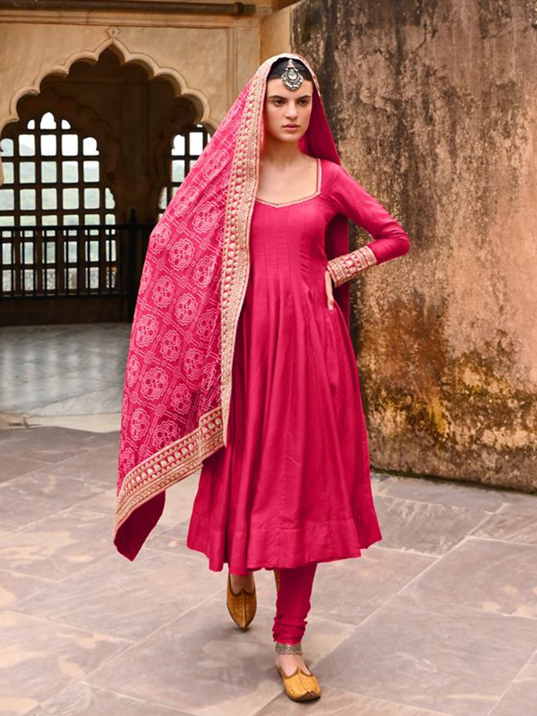 

KARAJ JAIPUR Sweetheart Neck Regular Chanderi Cotton Kurta with Trousers & Dupatta, Pink