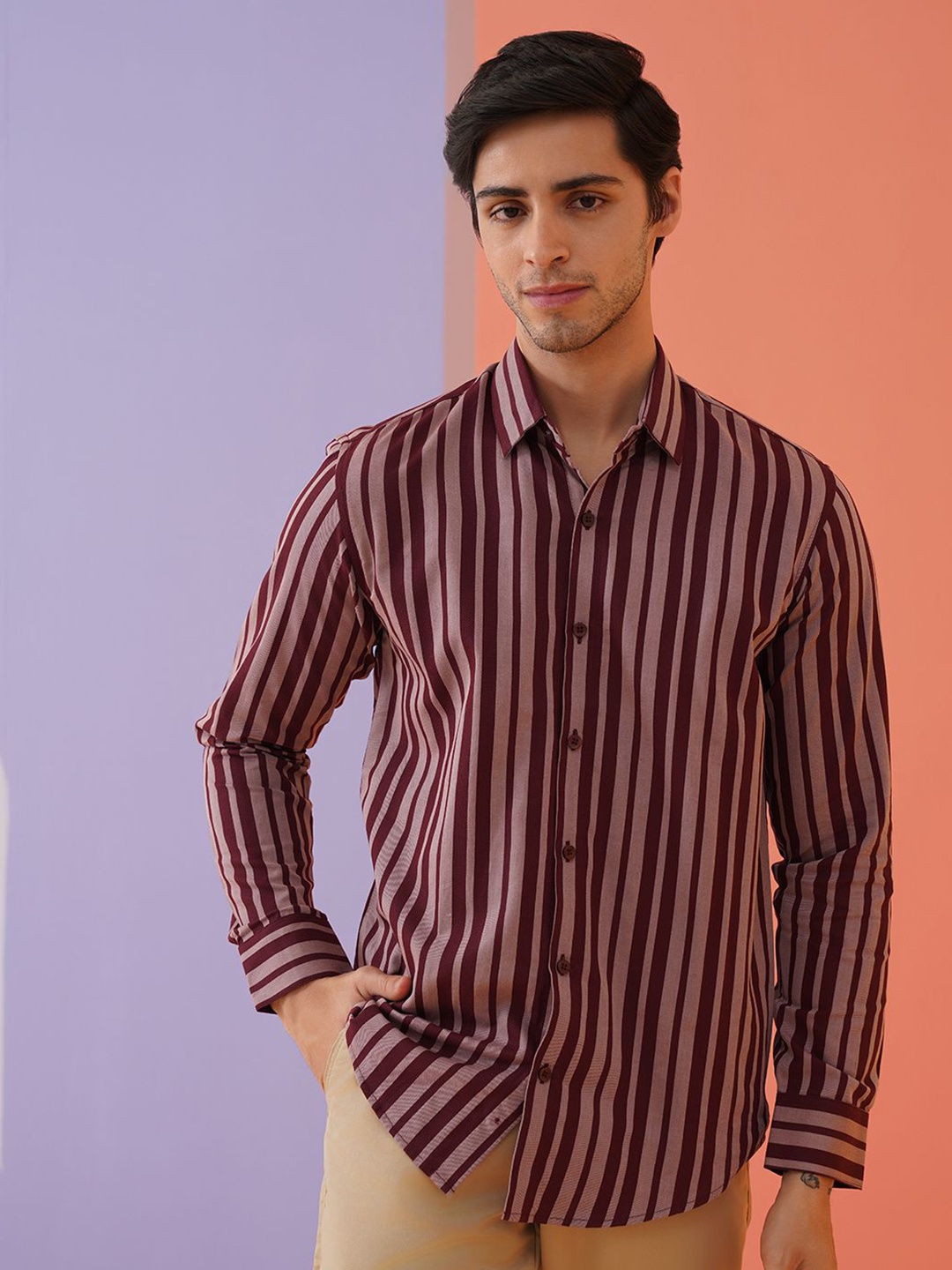 

Indian Needle Men Classic Spread Collar Vertical Striped Cotton Casual Shirt, Maroon