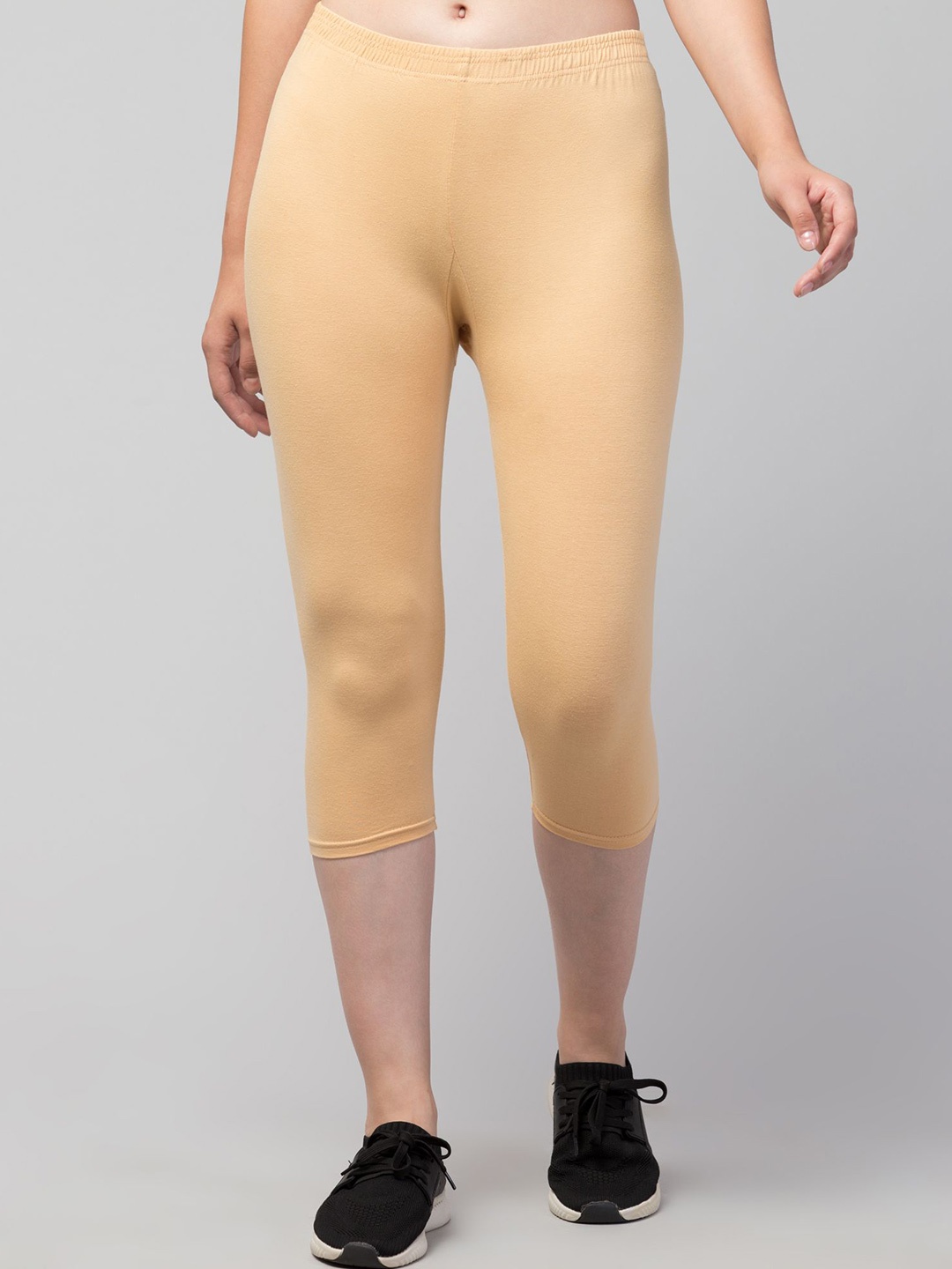 

DRAXSTAR Women Skinny Fit Capris, Beige