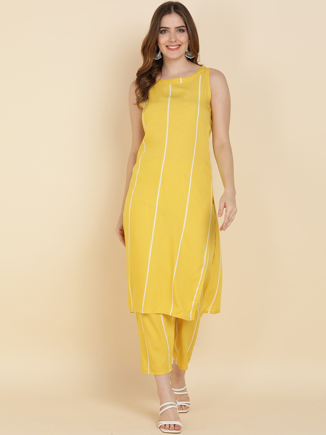 

TRENDSWILL Striped Printed Round Neck Straight Kurta With Trousers, Mustard