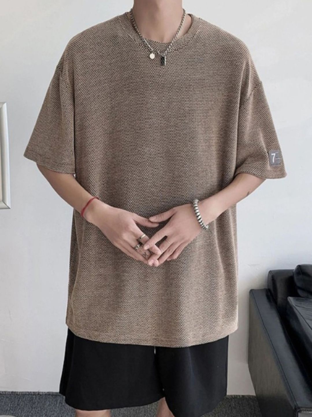 

HERE&NOW Men Self Design Round Neck Relaxed Fit T-shirt, Brown