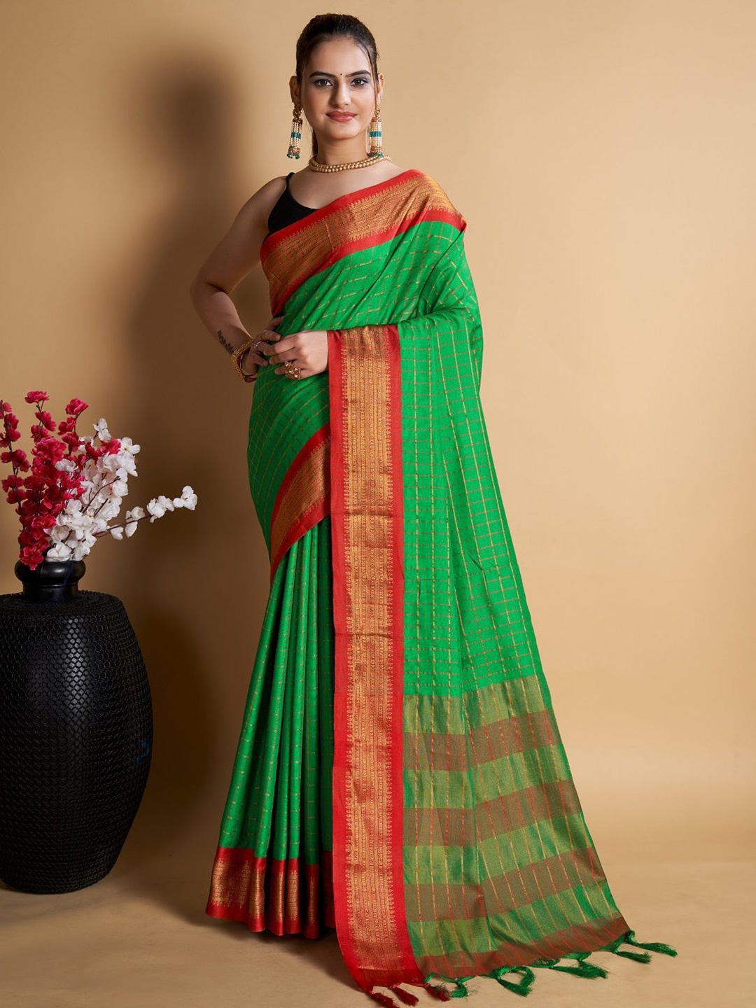 

SHOBHA SAREES Checked Zari Pure Silk Uppada Saree, Green