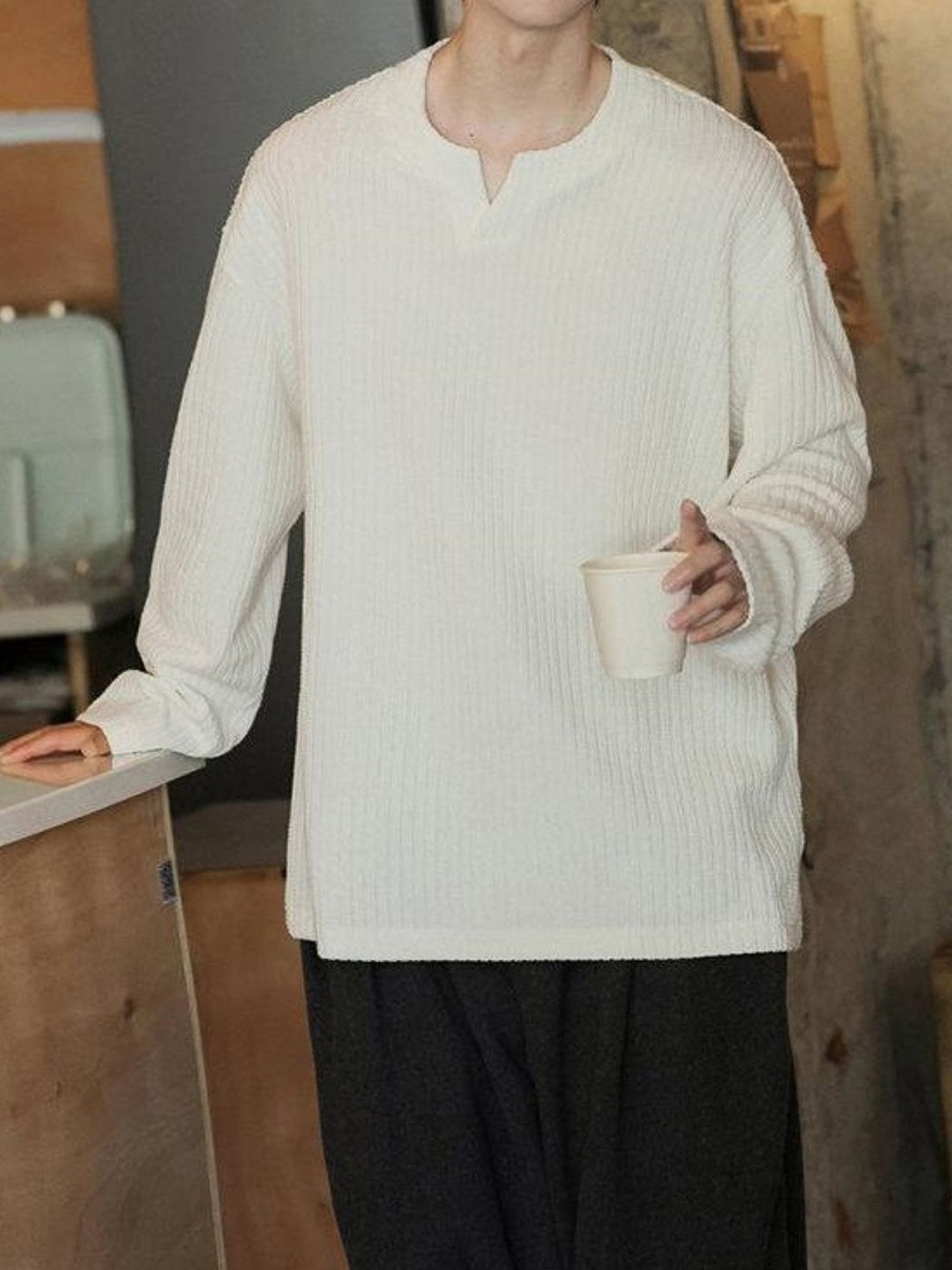 

HERE&NOW Men Self Design Round Neck Oversized T-shirt, White