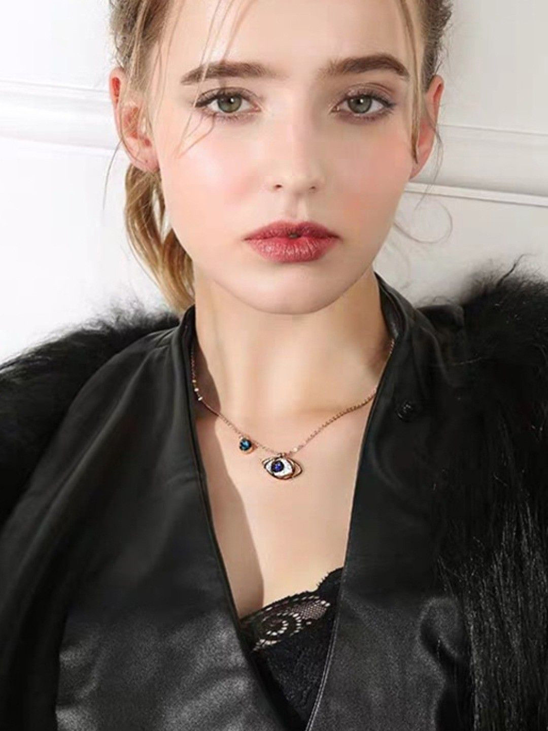 

Wynona Rose Gold Plated Necklace