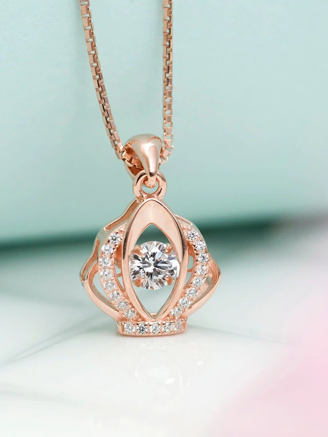 

Wynona Rose Gold Plated Cubic Zirconia Studded Chain