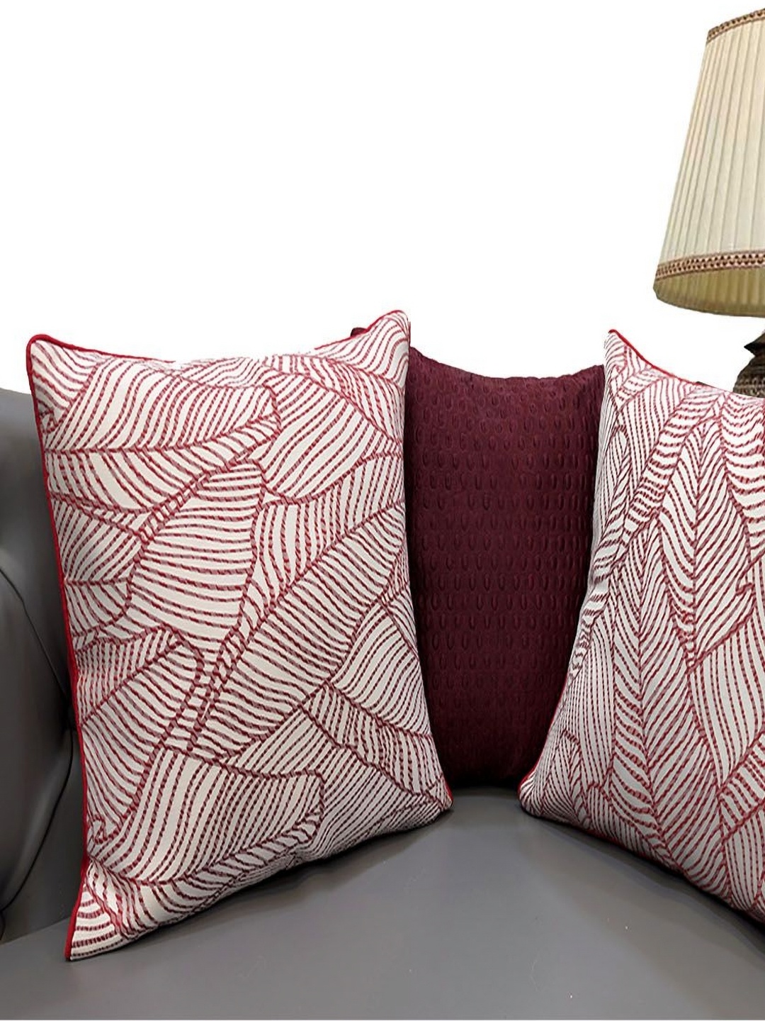 

Good Vibes Maroon & White 2 Pieces Ethnic Motifs Velvet Square Cushion Covers