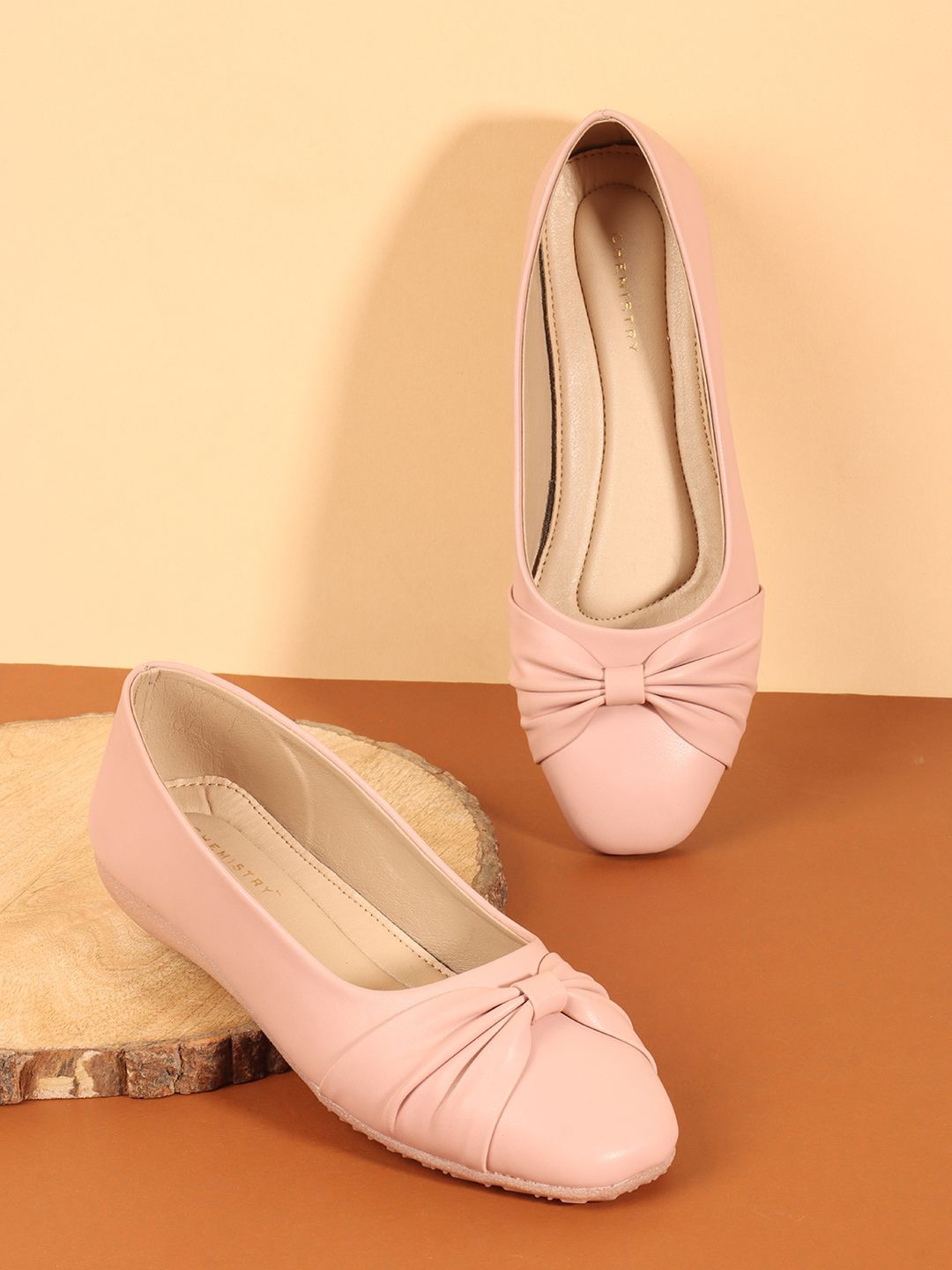 

Chemistry Women Embellished Ballerinas with Bows Flats, Nude