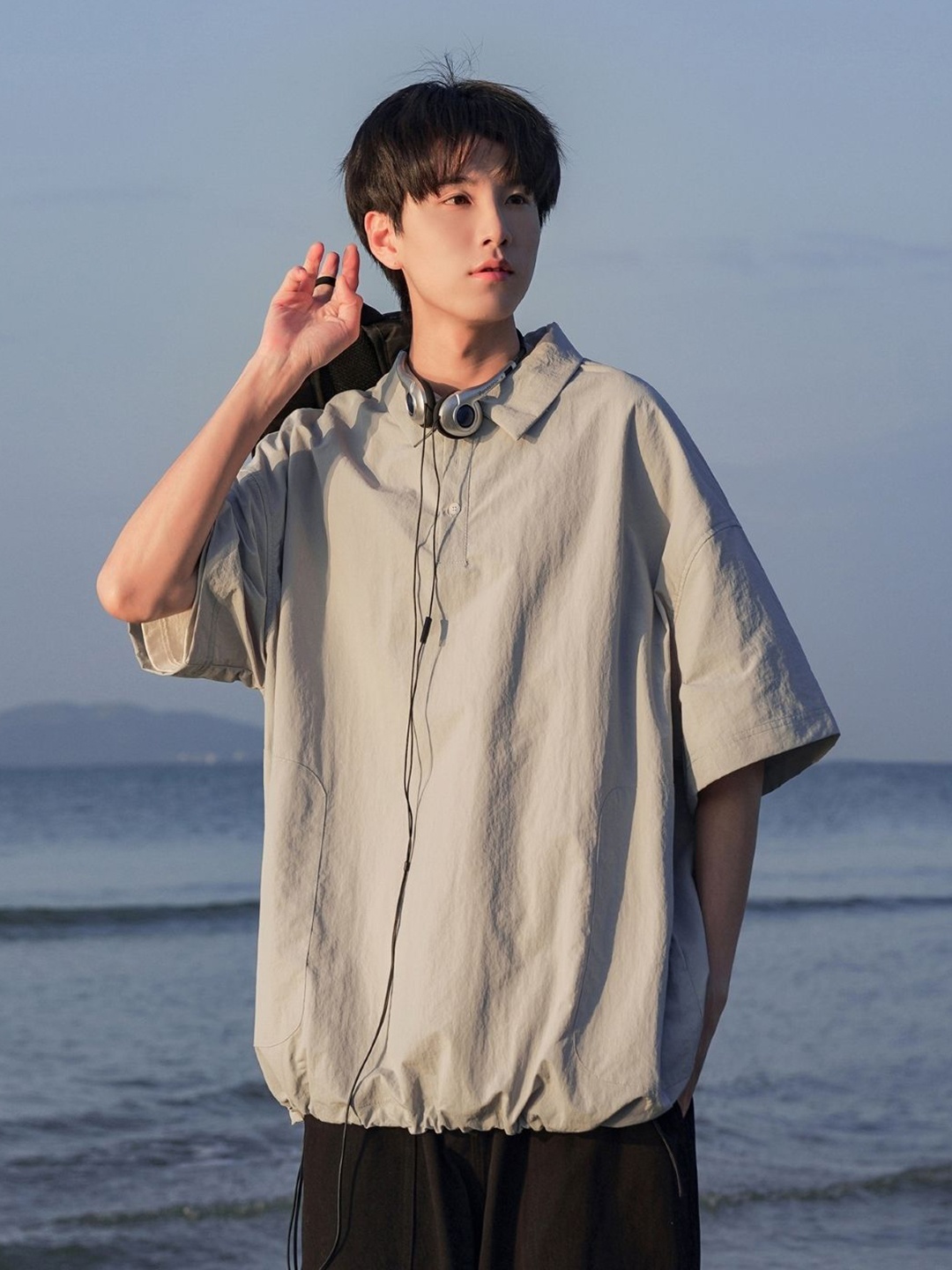 

HERE&NOW Men Solid Polo Collar Oversized T-shirt, Grey