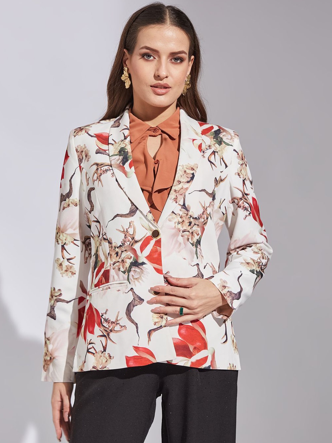 

Latin Quarters Women Lapel Collar Floral Printed Casual Tailored Jacket, White