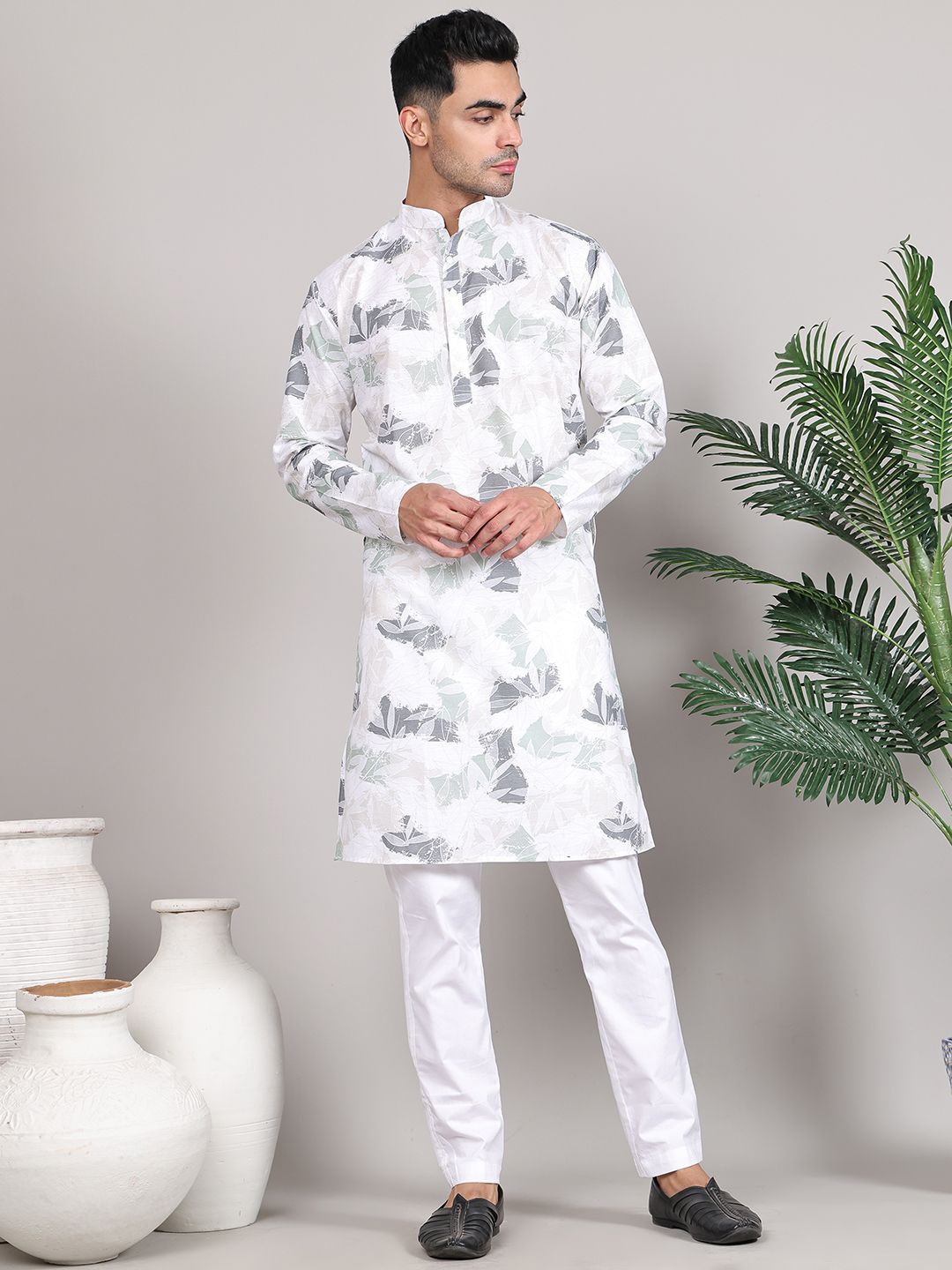 

Majestic Man Ethnic Motifs Printed Regular Pure Cotton Straight Kurta, Grey