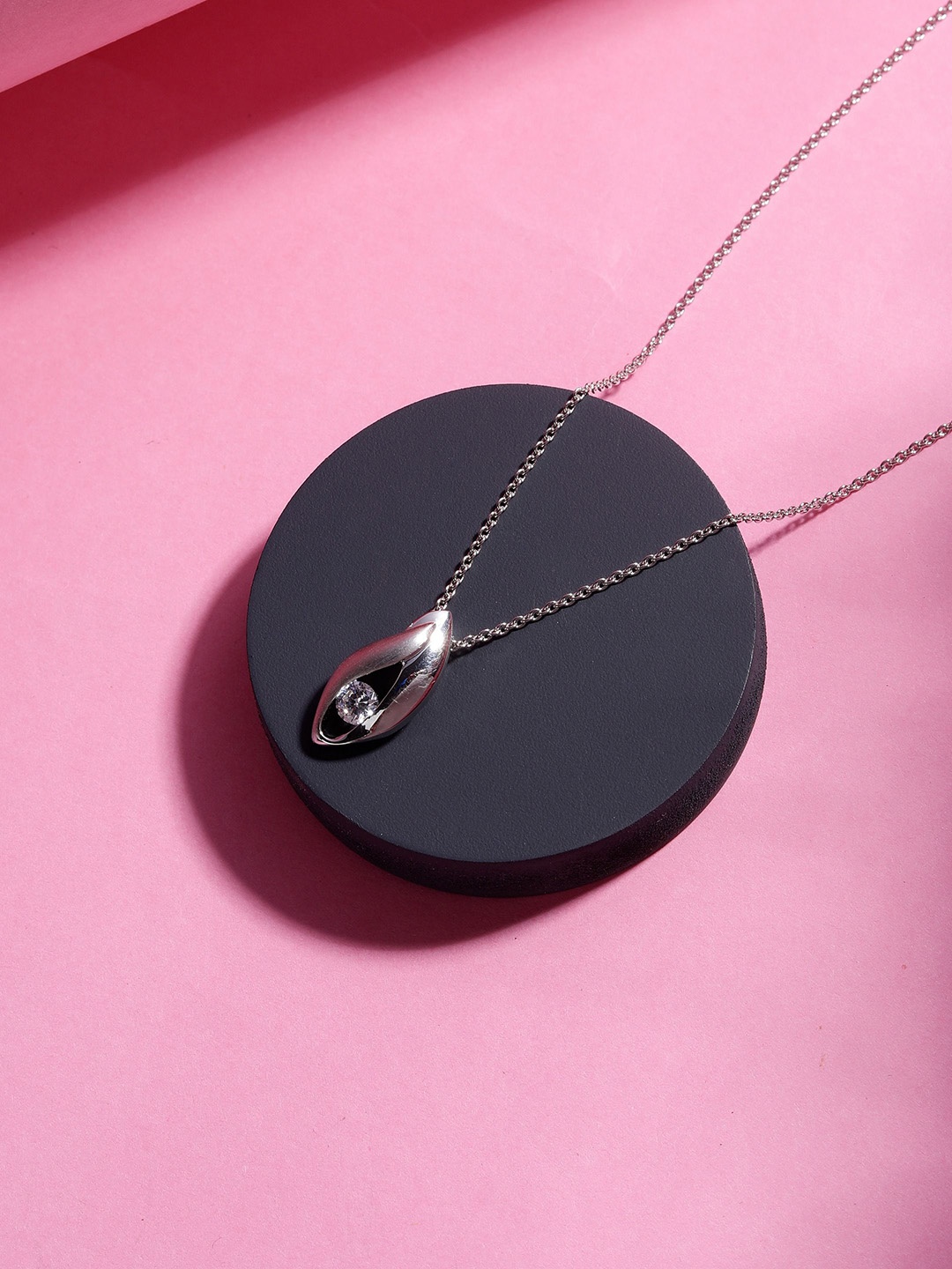 

DIAVO 925 Sterling Silver Rose Gold-Plated Cubic Zirconia Contemporary Pendant