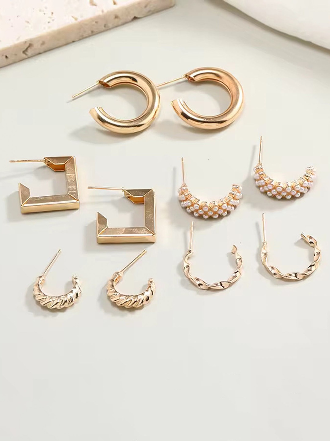 

PolluxCraft Set of 5 Gold-Plated Geometric Half Hoop Earrings