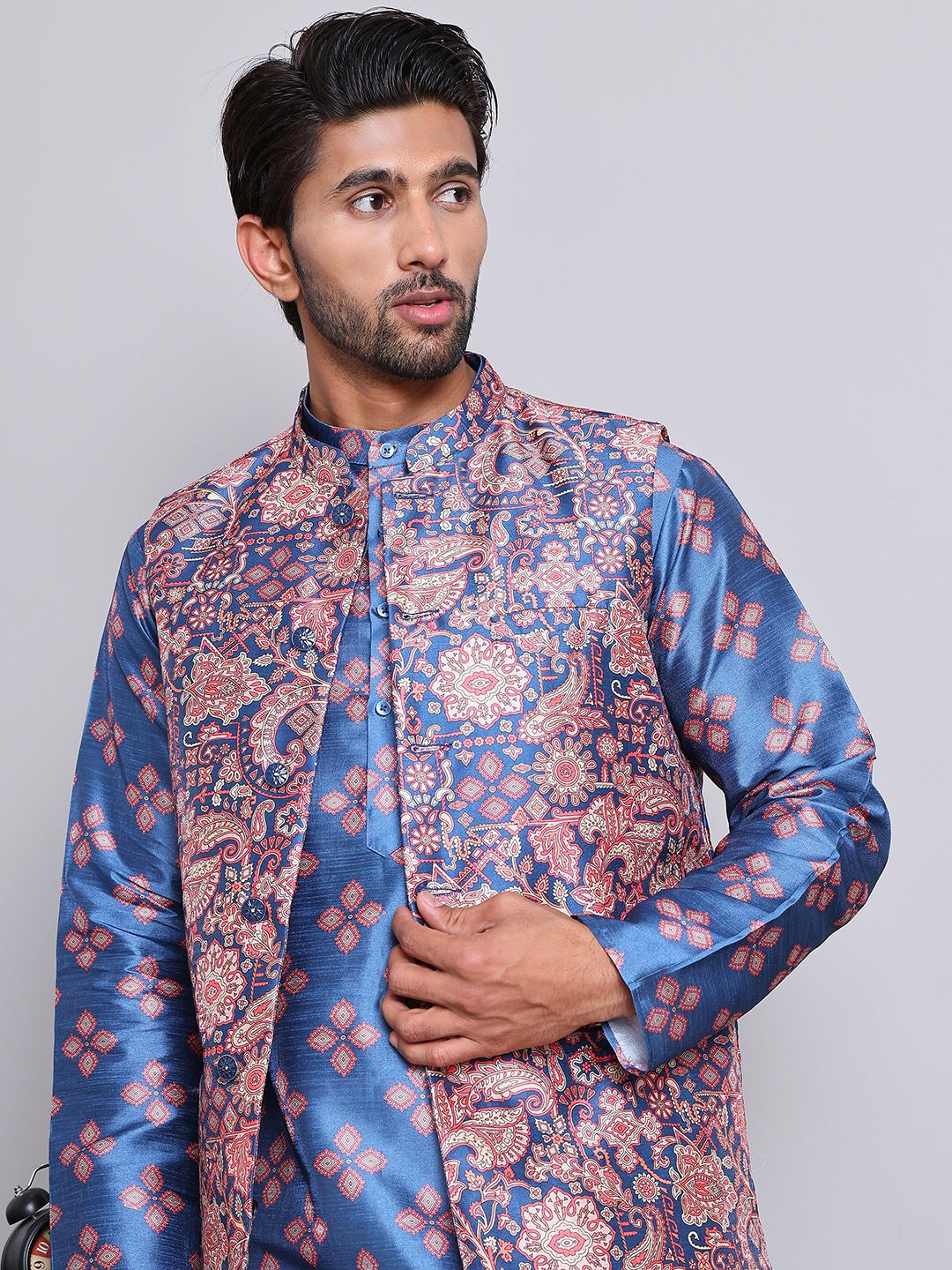 

Jompers Men Printed Mandarin Collar Nehru Jackets, Blue