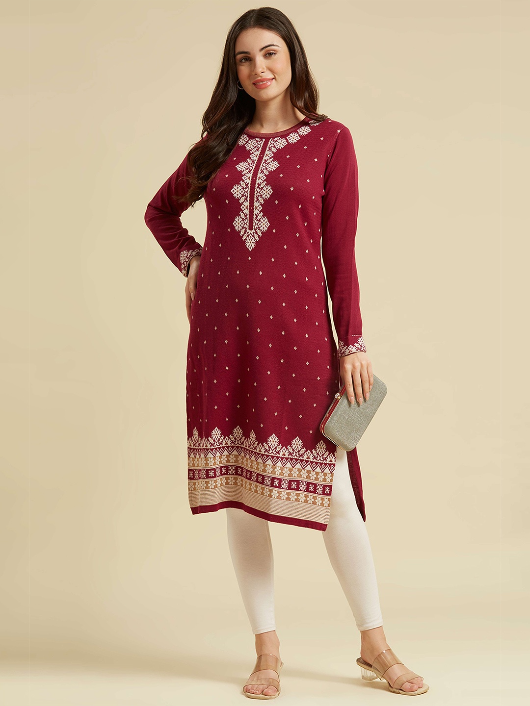 

Peachmode Geometric Woven Design Round Neck Woolen Straight Kurta, Maroon