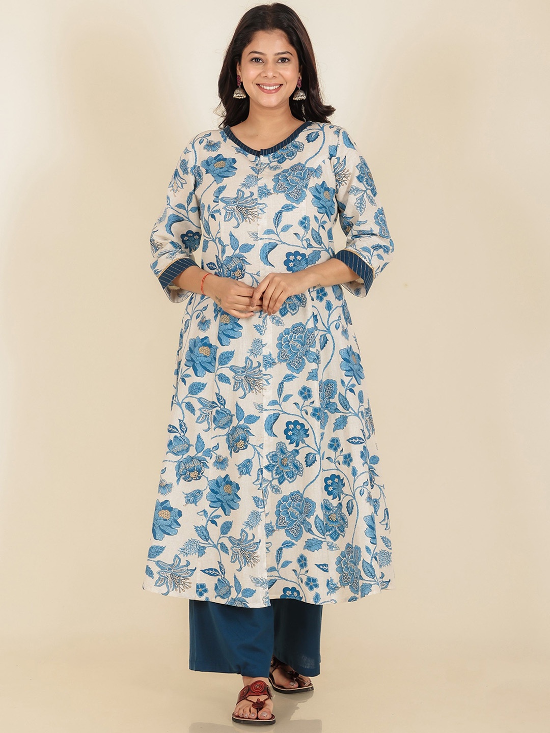 

Aramya Floral Printed Regular Linen Cotton A-Line Kurta with Palazzos, White