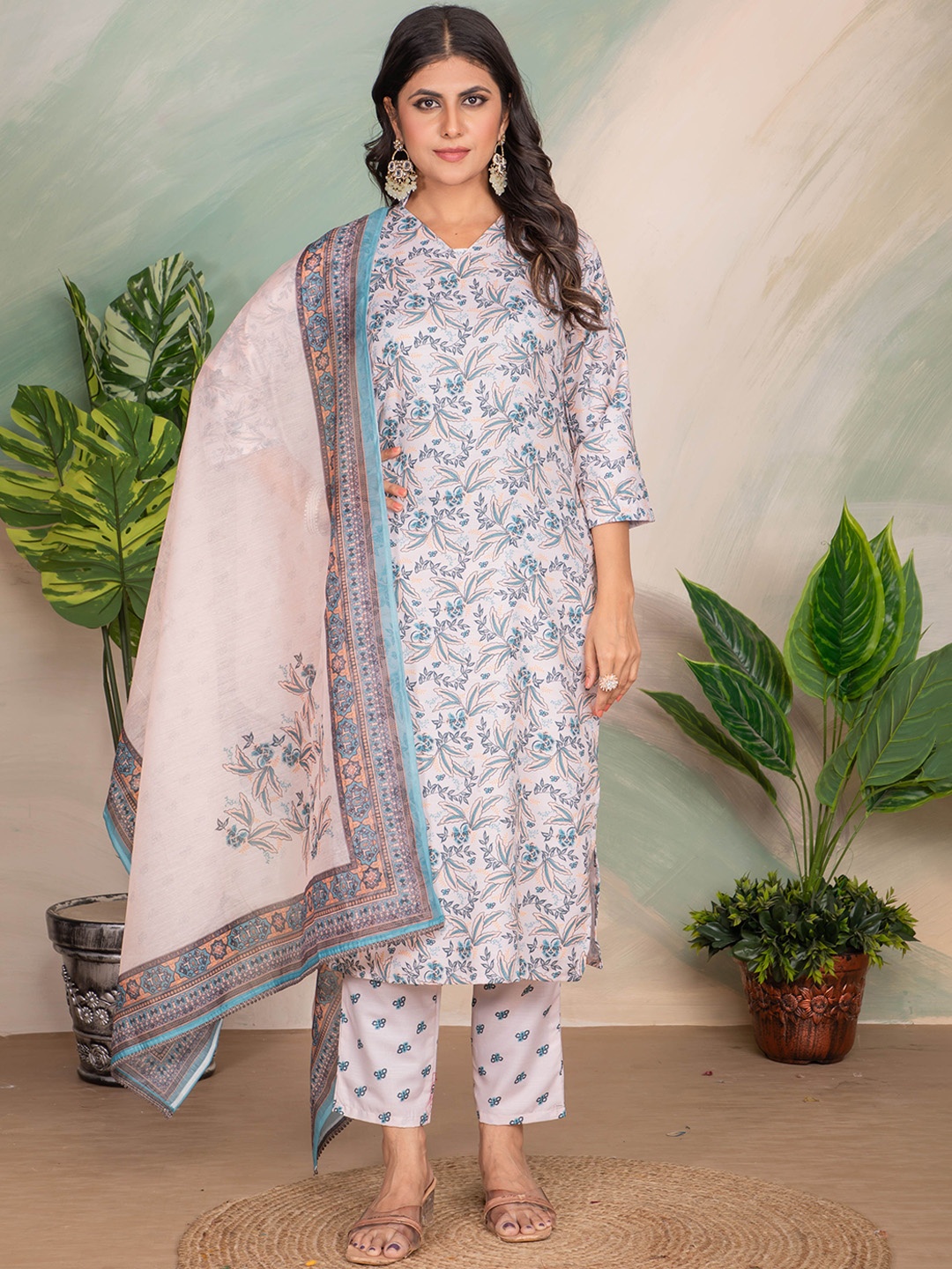 

Rujave Floral Printed V-Neck Straight Kurta With Trousers & Dupatta, Blue