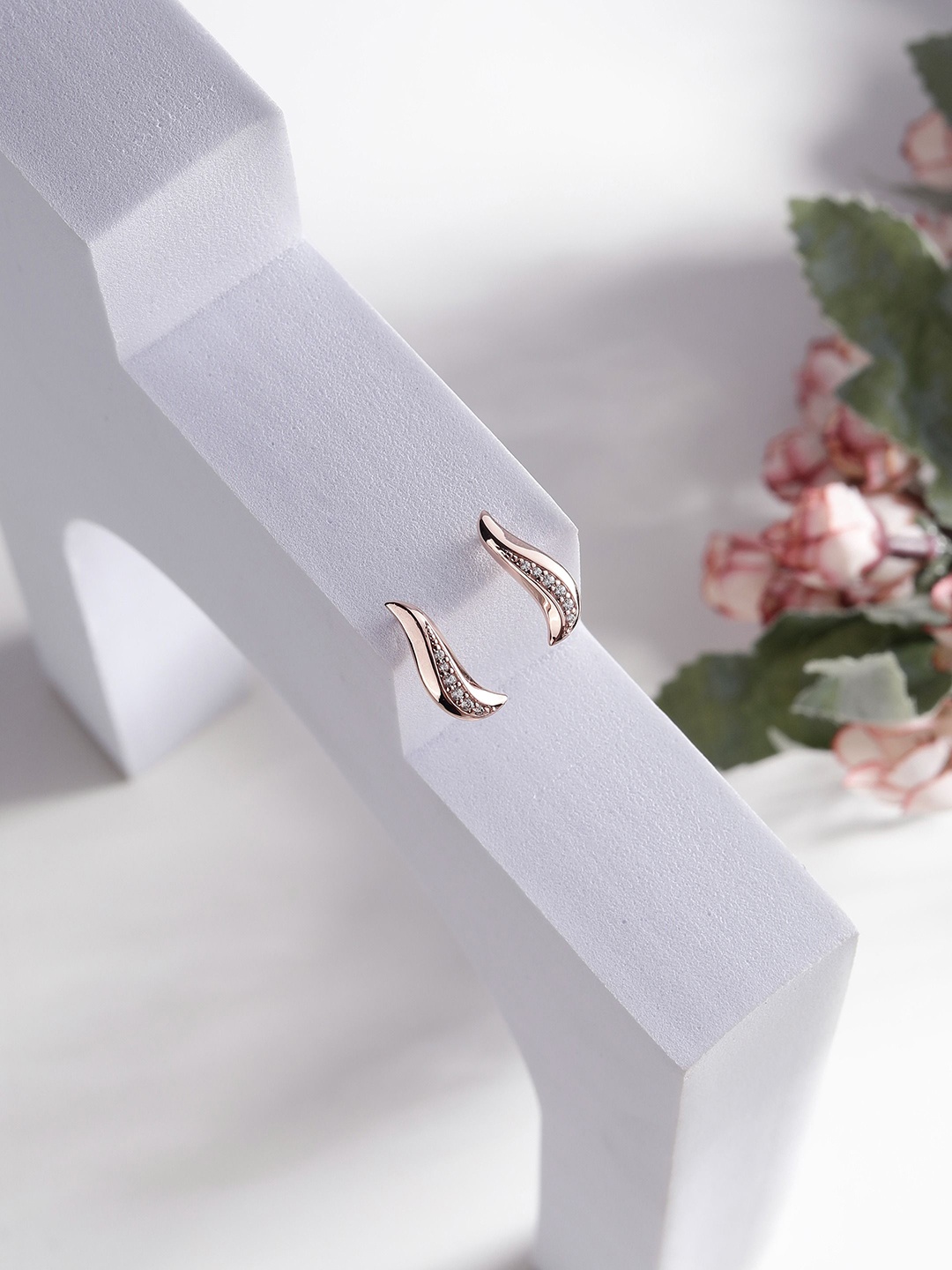 

DIAVO Rose Gold-Plated 925 Sterling Silver Cubic Zirconia Contemporary Studs