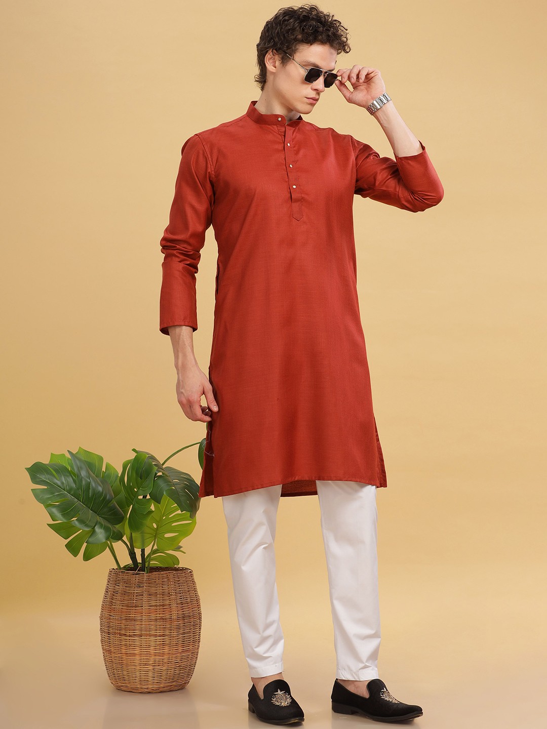 

Anouk Red Band Collar Cotton Straight Kurta