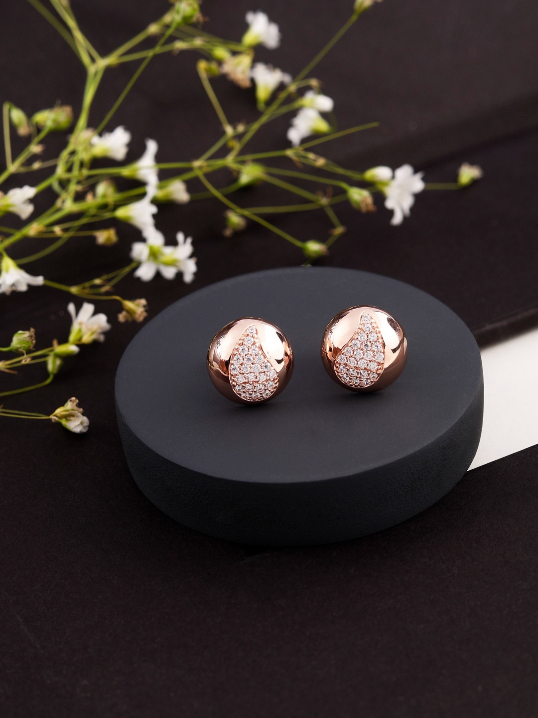 

DIAVO Rose Gold-Plated 925 Sterling Silver Cubic Zirconia Contemporary Studs